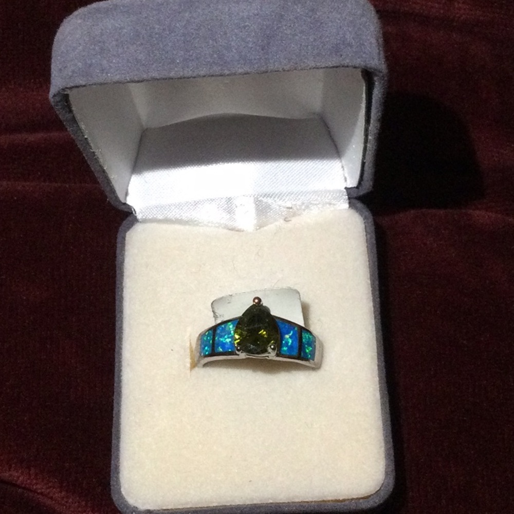 Silver sterling ring august peridot colored stone